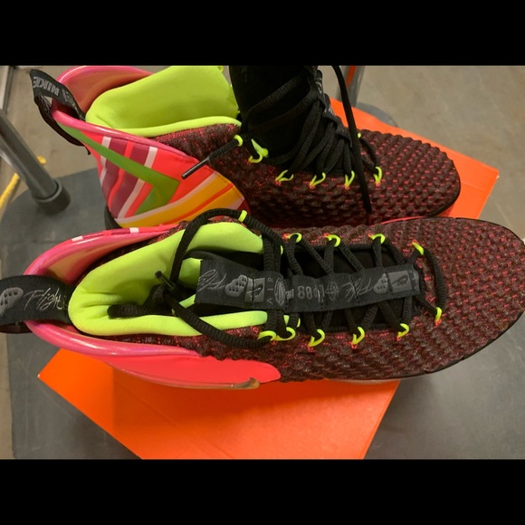 Nike Alpha Dunks - Picture 4 of 5